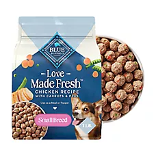 Blue Buffalo Love Made Fresh Small Breed Adult Fresh Dog Food - Chicken Cooked Meatball
