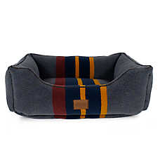 Pendleton Vintage Camp Lake Kuddler Dog Bed